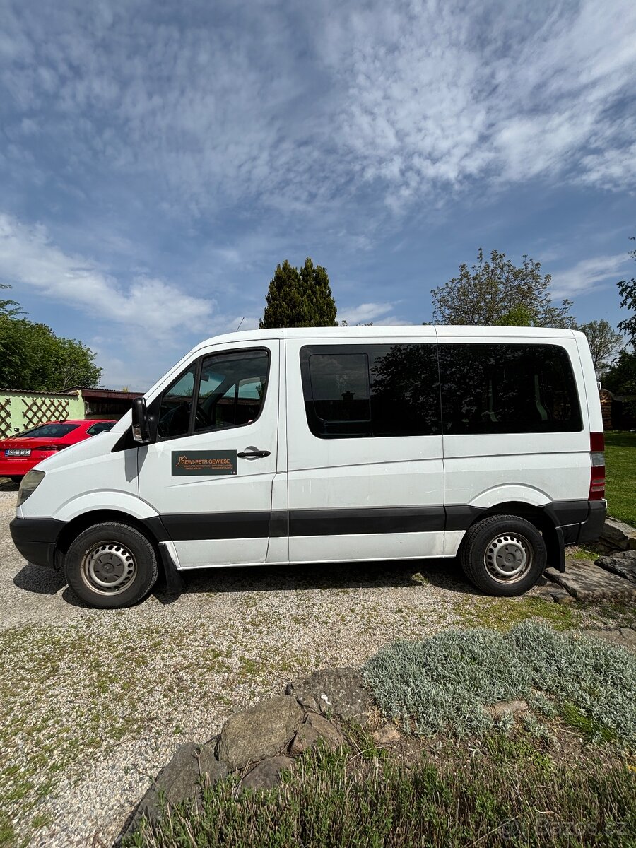 Mercedes-Benz / Sprinter 211CDI / 9míst / 2.2CDI / 6kvalt