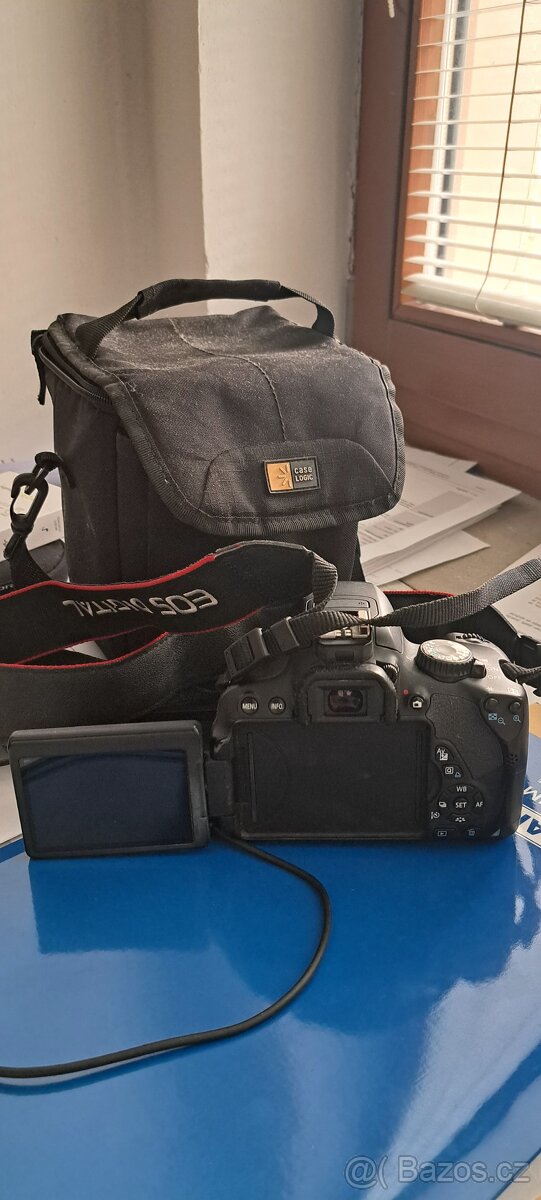 CANON 650D