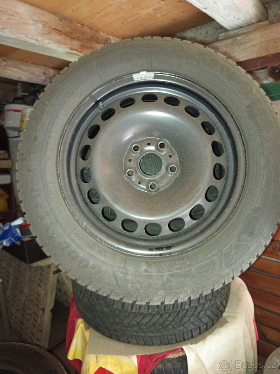 Zimní kola na Passat b8,215/60/R16