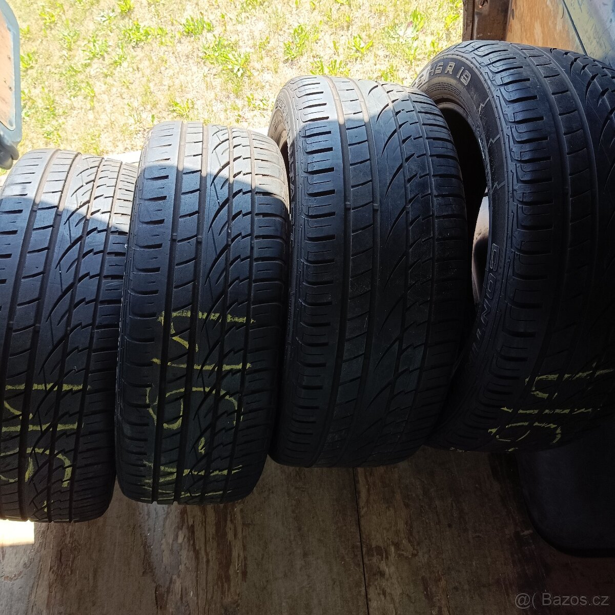 Pneu Continental Cross Contact 255/45/R19