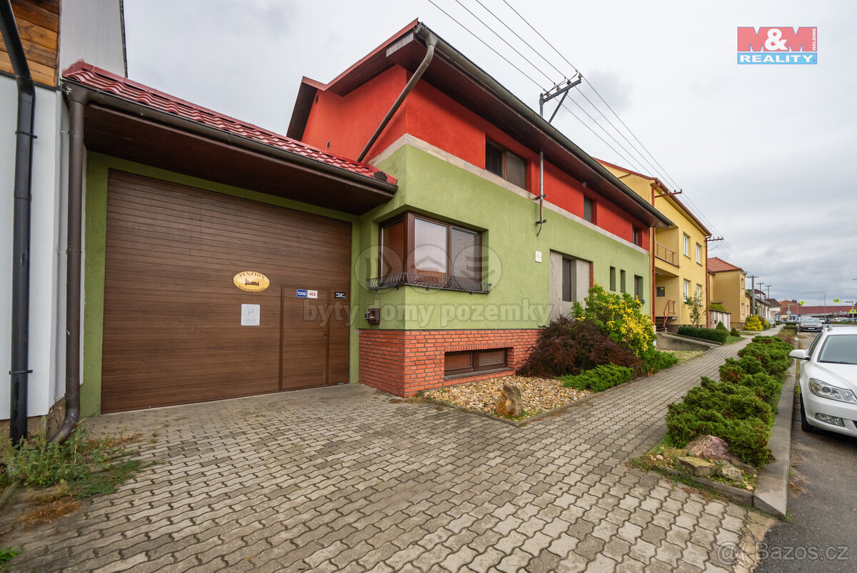 Prodej hotelu, penzionu, 380 m², Rohatec, ul. Hodonínská