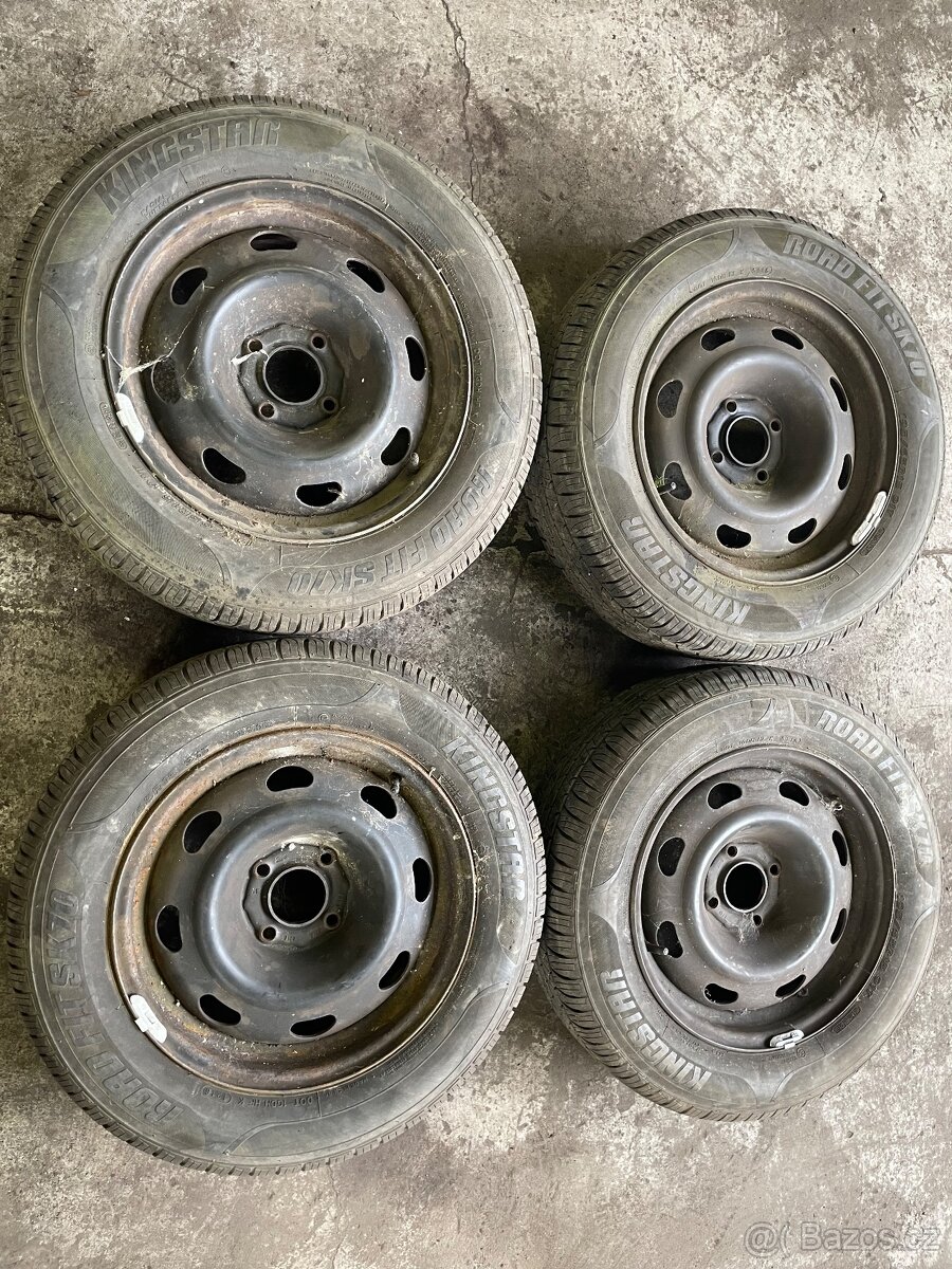 sada kol 195/65 R15 celoroční disk 6Jx15 4x108 ET18