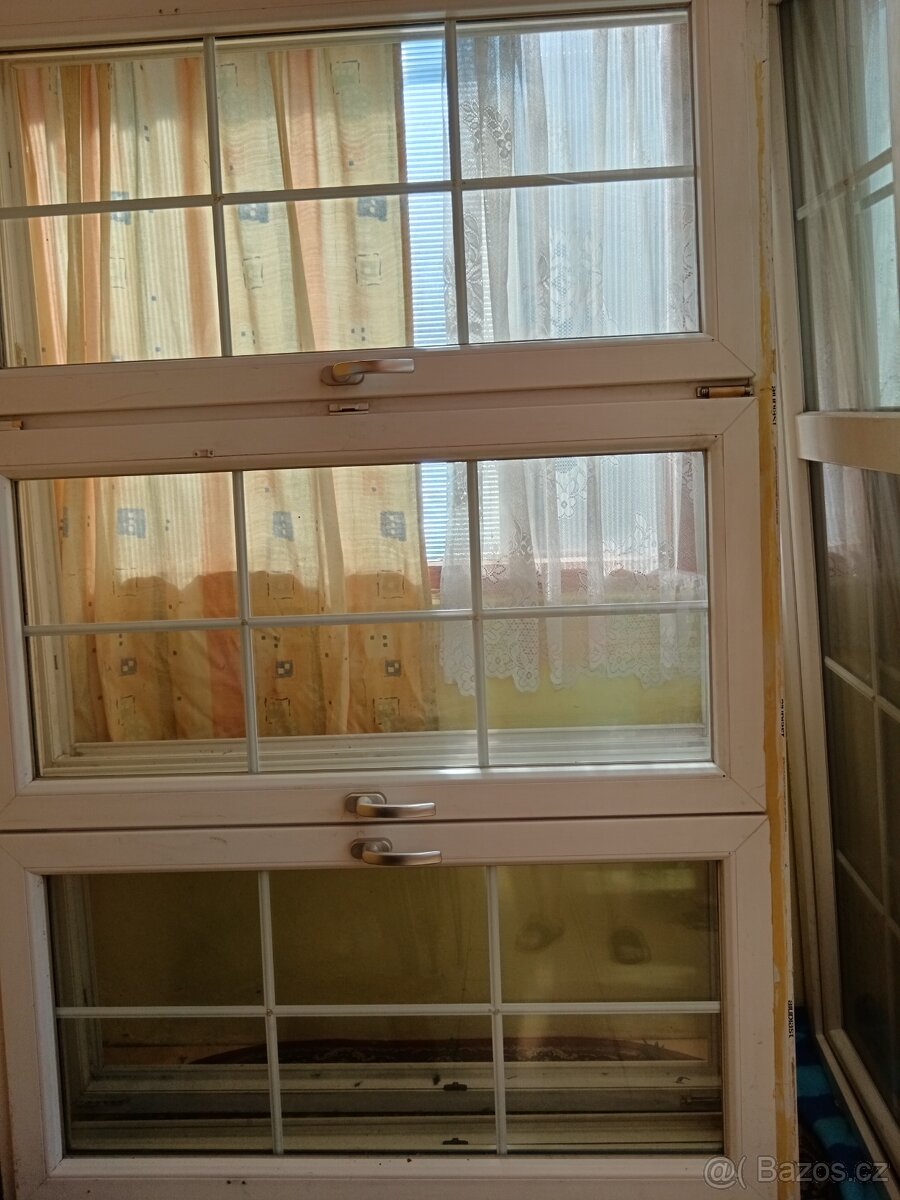 Prodám použité okna a balkónové dveře