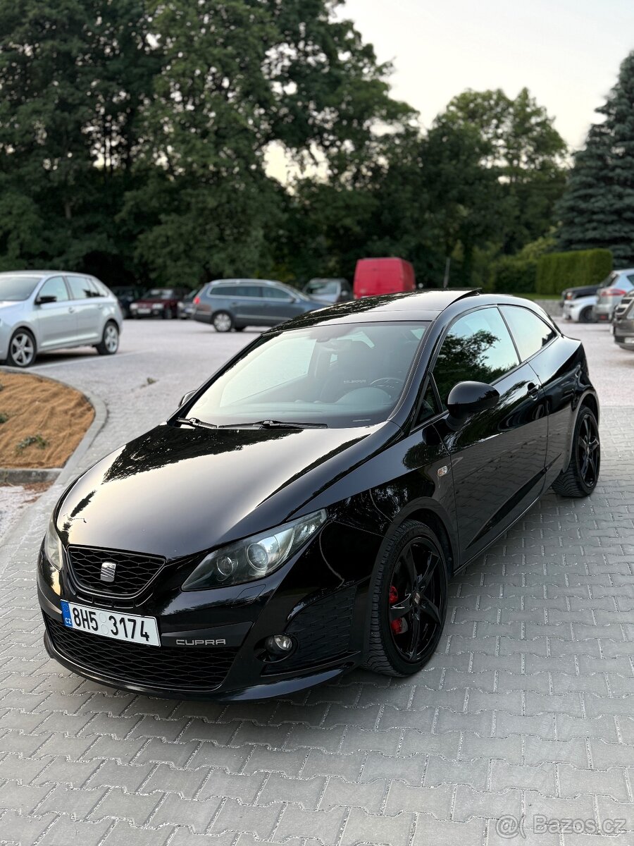SEAT IBIZA CUPRA 1.4TSI 132kw DSG 136.000KM ROZSÁHLÝ SERVIS