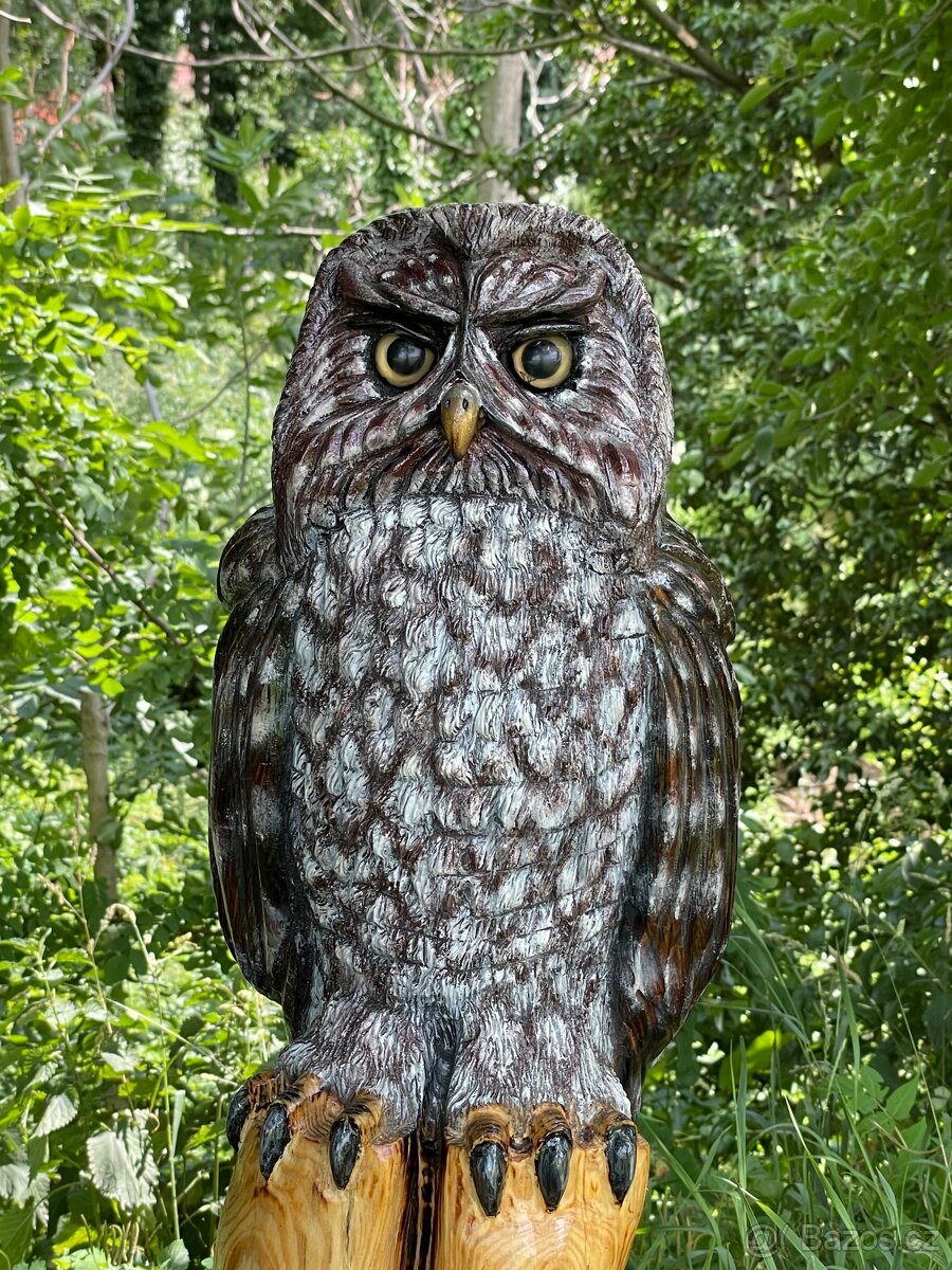 Dřevěná socha sova