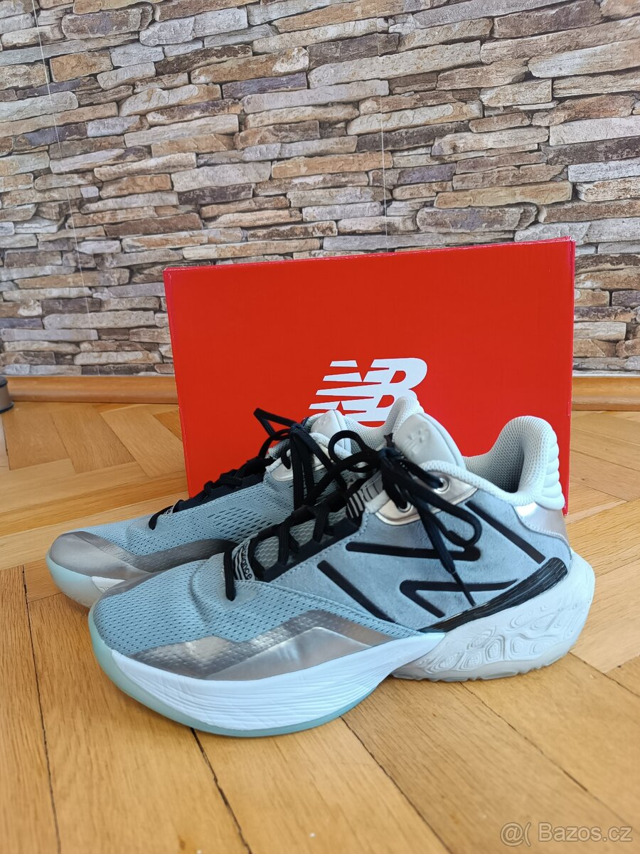 Basketbalové boty New Balance Two Wxy v4 vel. 43