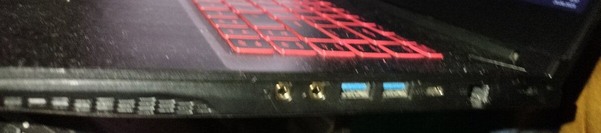 MSI herní notebook