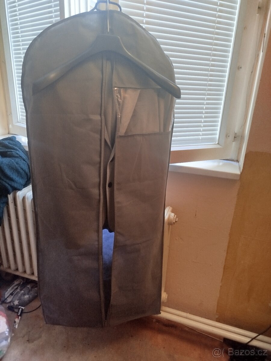 Pánské elegantní oblek
