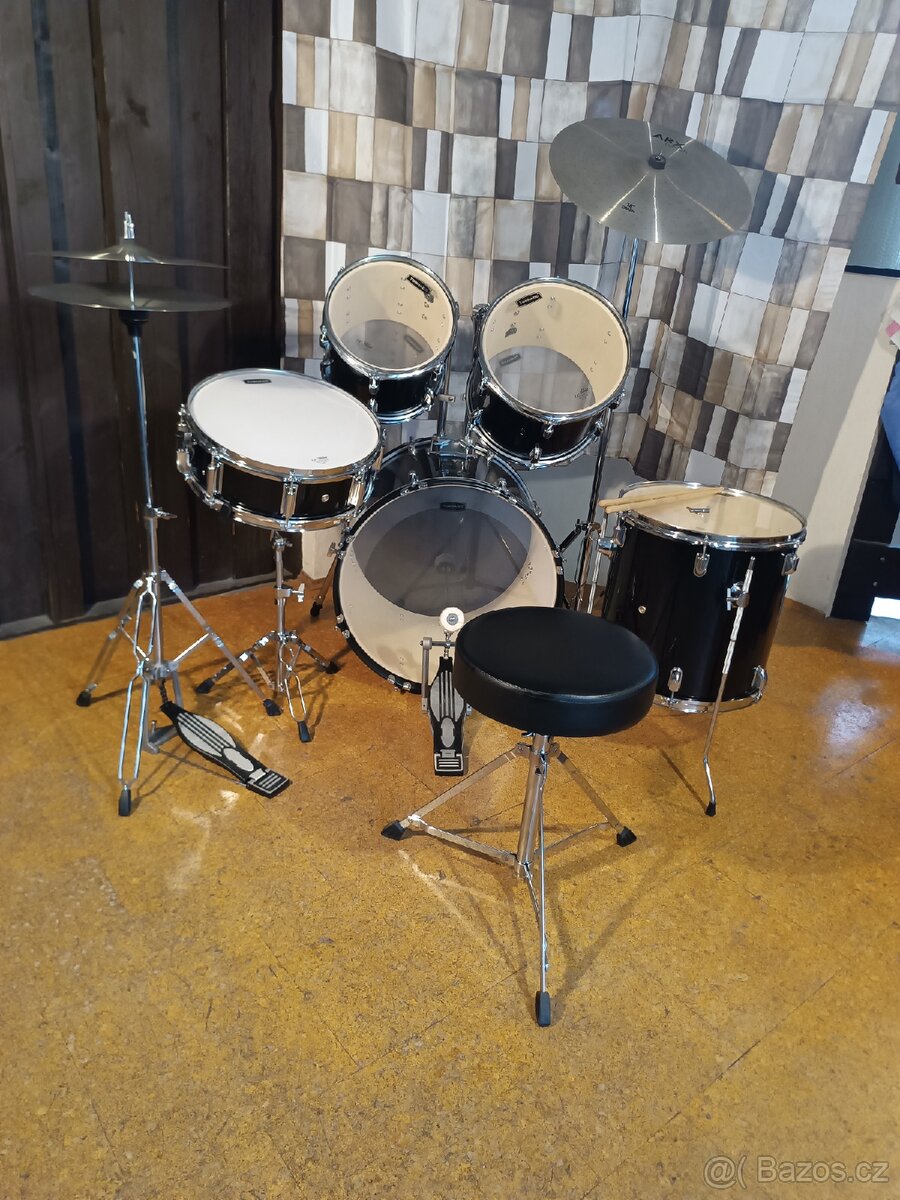 Prodám bicí Tornado by Mapex – kompletní sestava, jako nové