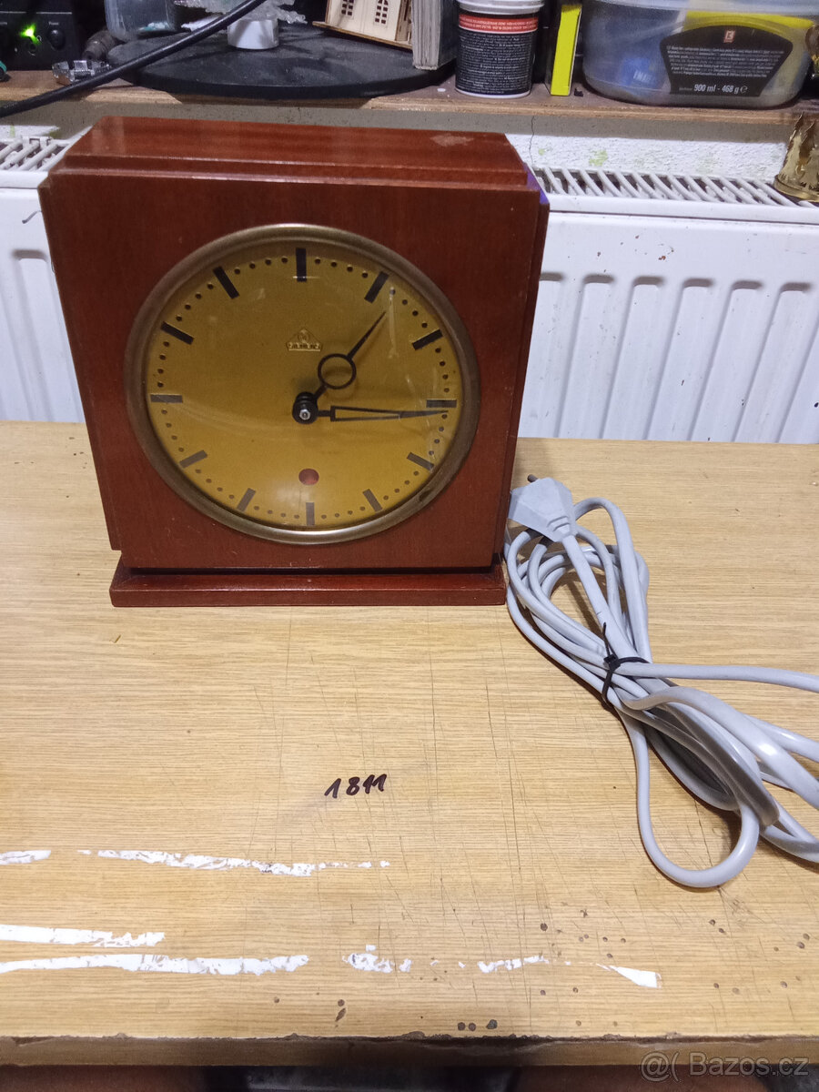 Retro elektricke hodiny SIEMENS