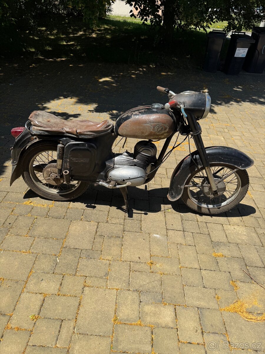 ČZ 453