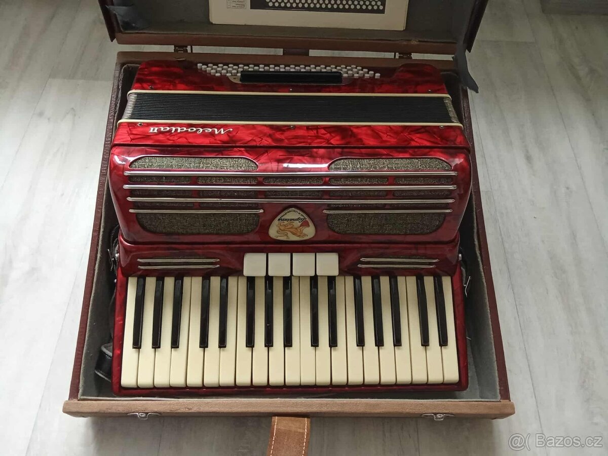 Akordeon Melodia II