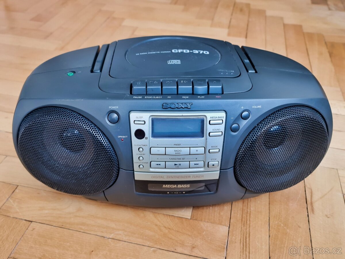 Boombox Sony CFD-370 + 15 CD