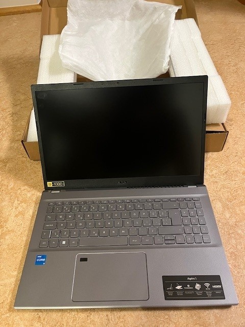 Prodám notebook ACER ASPIRE 5