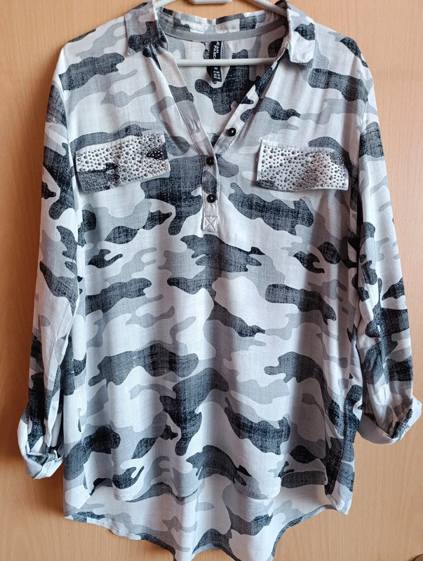 Halenka maskáčová