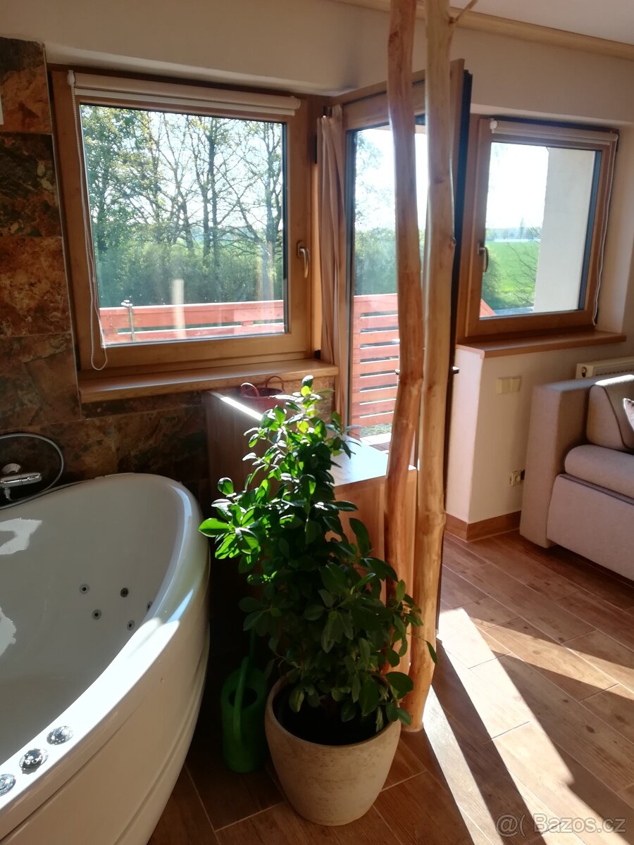 Pronájem luxusní Apartmán se saunou a vířivkou