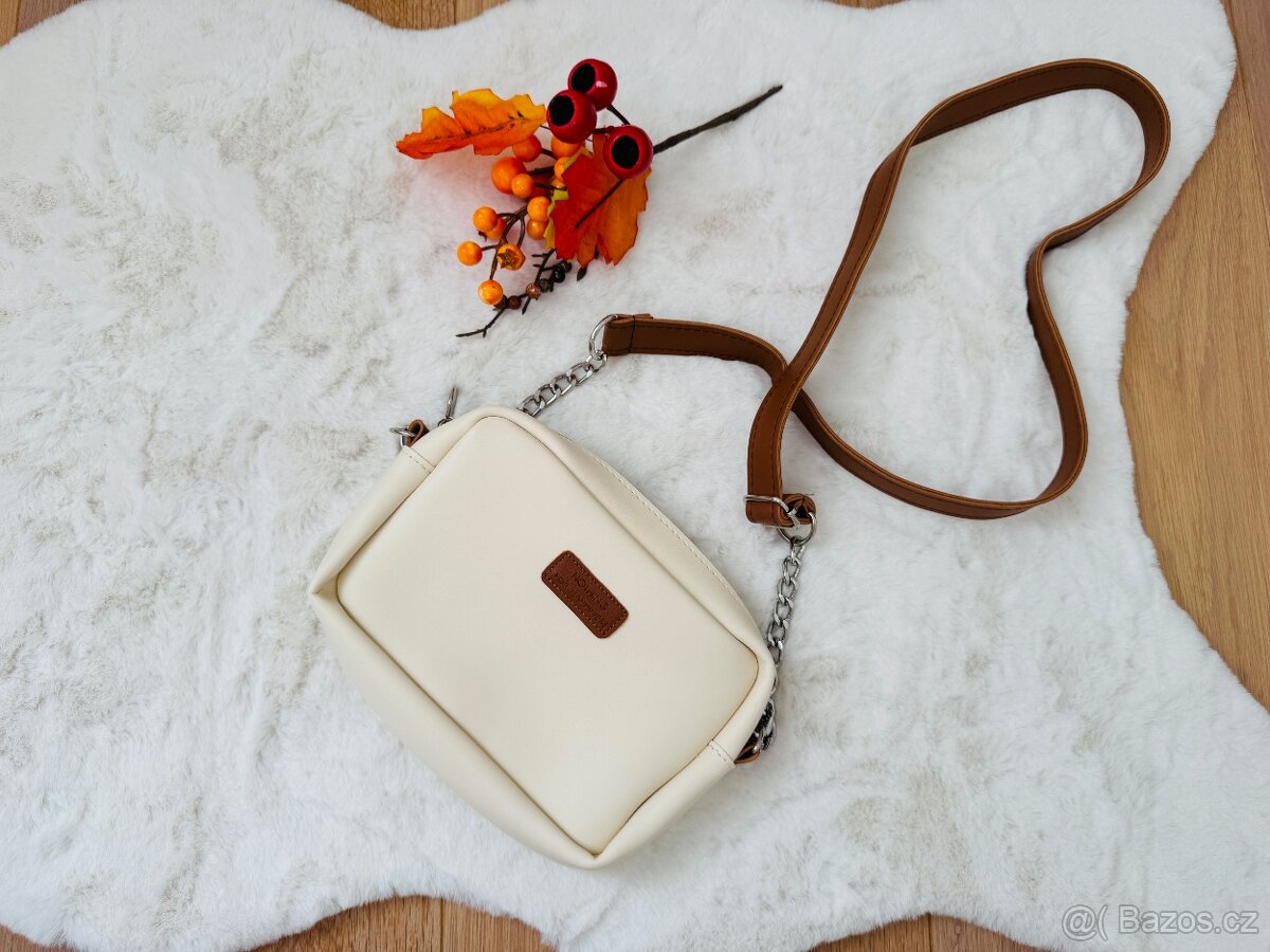 Krémová crossbody kabelky