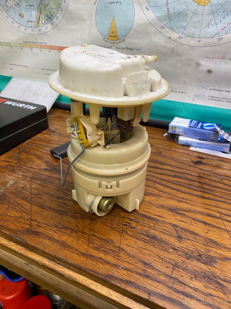 Čerpadlo do nádrže Peugeot 206