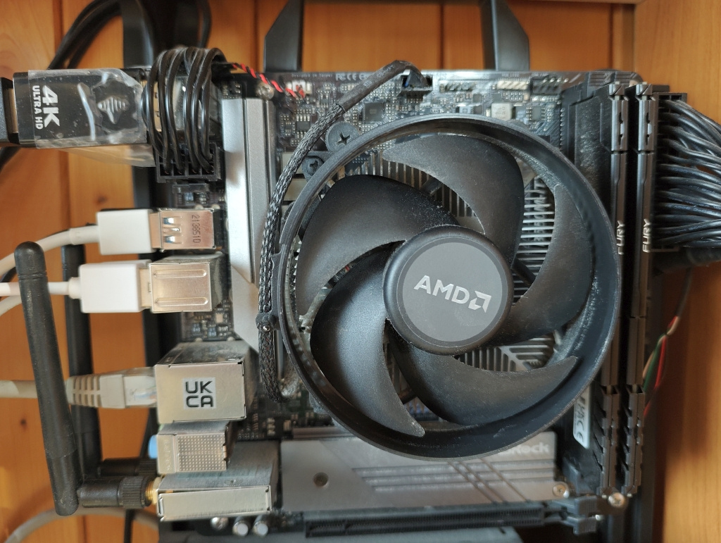 Ryzen 7 5700G, ASROCK B550M-ITX/ac