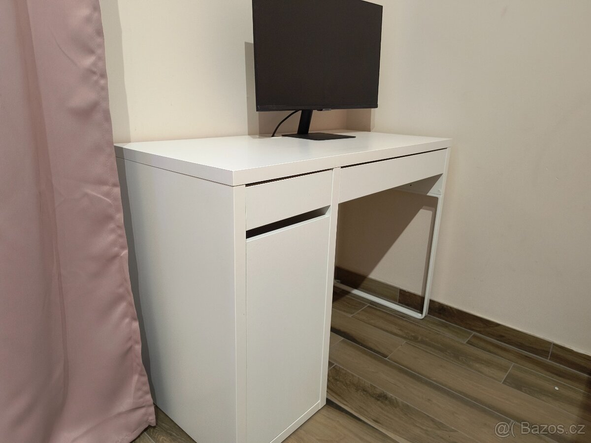 Ikea Micke - 2 stoly