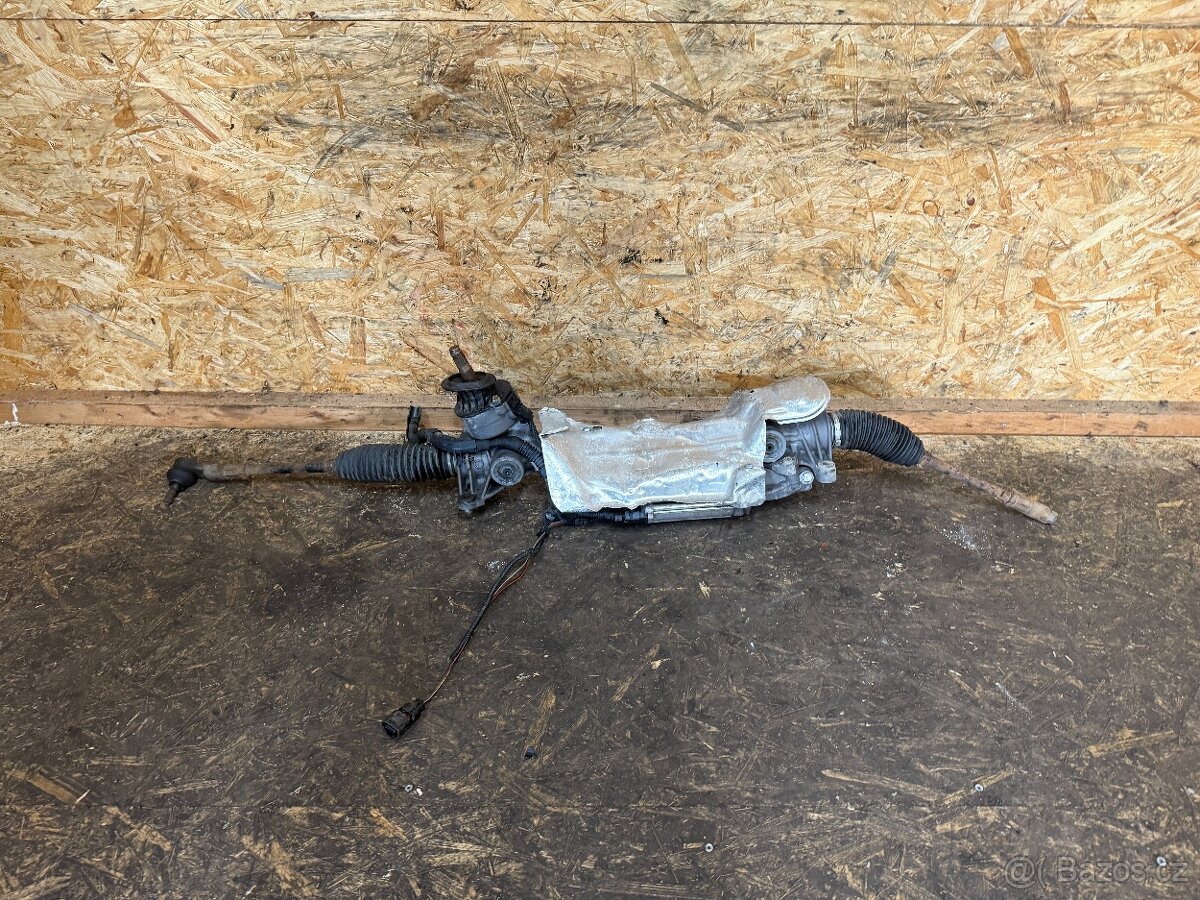 HŘEBENOVÉ ŘÍZENÍ SERVO ŘÍZENÍ 1K1423051EB / 1K1909144H