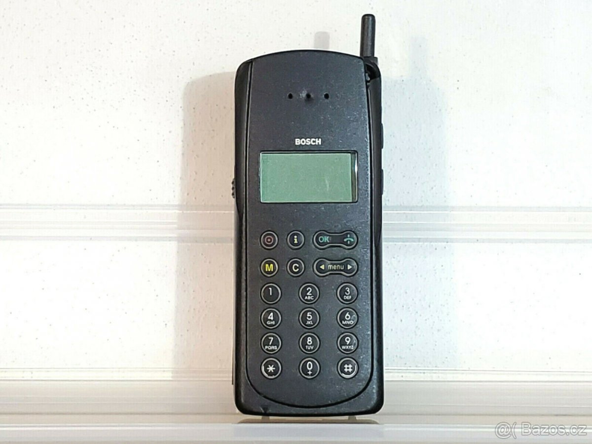 Mobilní telefon pro sběratele rarita - MOTOROLA BOSCH GSM 2