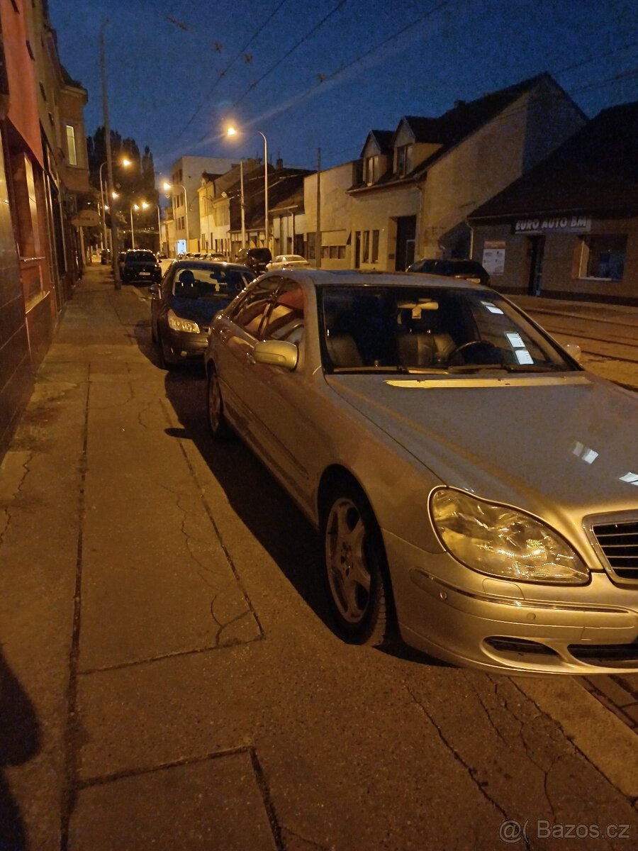 Mersedes-Benz
