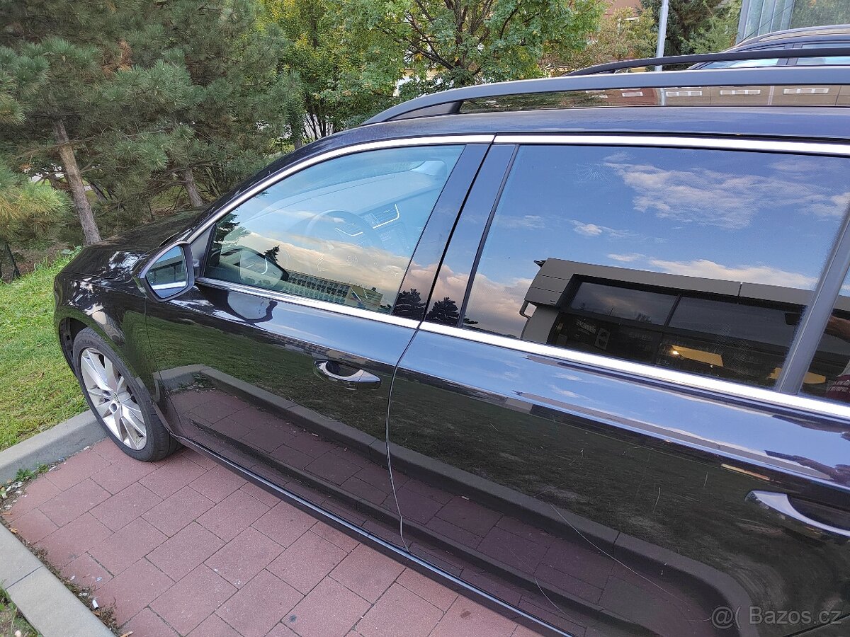 Zatmavovací folie Octavia Combi 3 gen - opakovaně použitelná