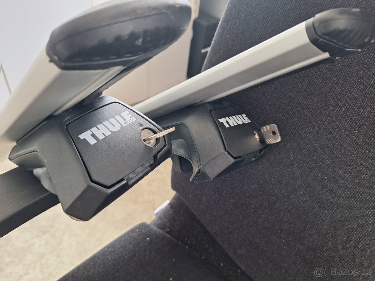 Prodám střešní nosiče Thule WingBar Evo 128cm