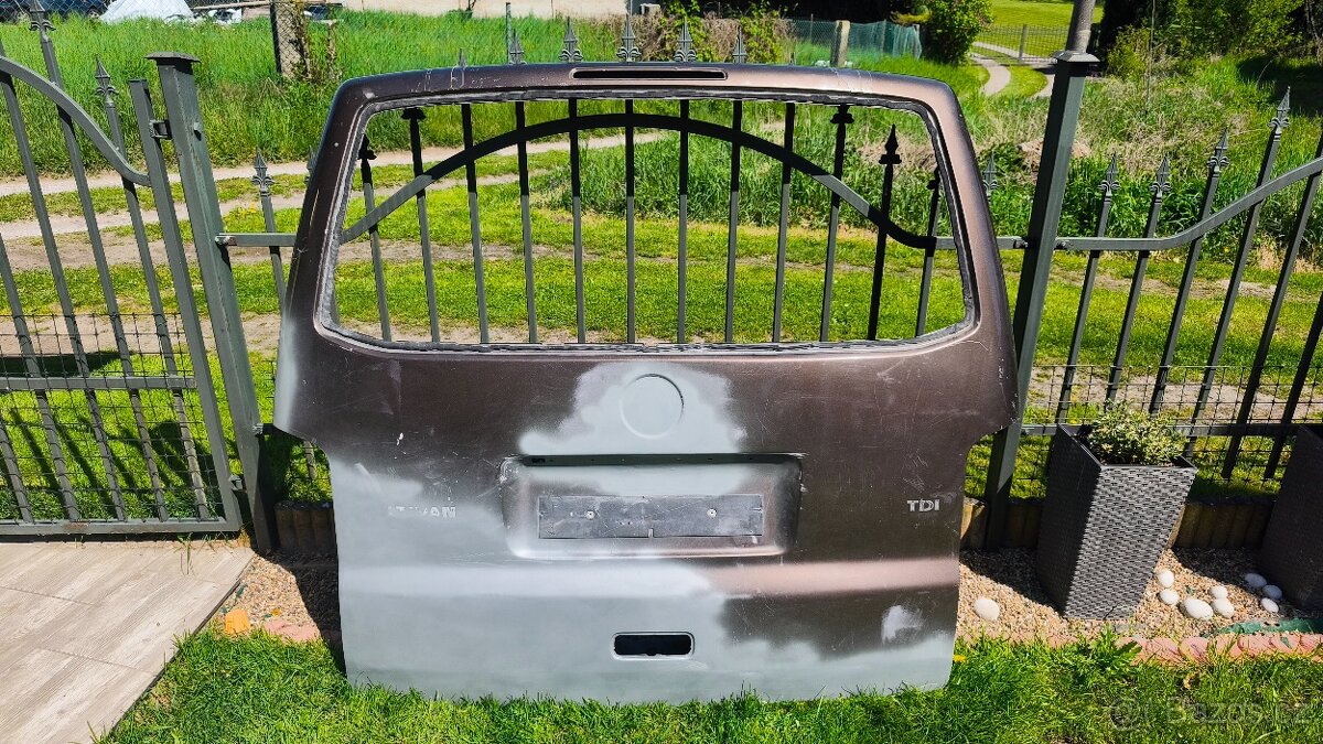 VW transporter T5 / T5.5 kufr - vrata - kufrové dveře