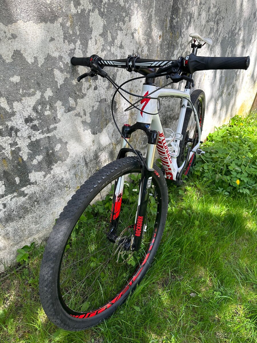 Horské kolo Specialized Stumjumper HT Expert Carbon