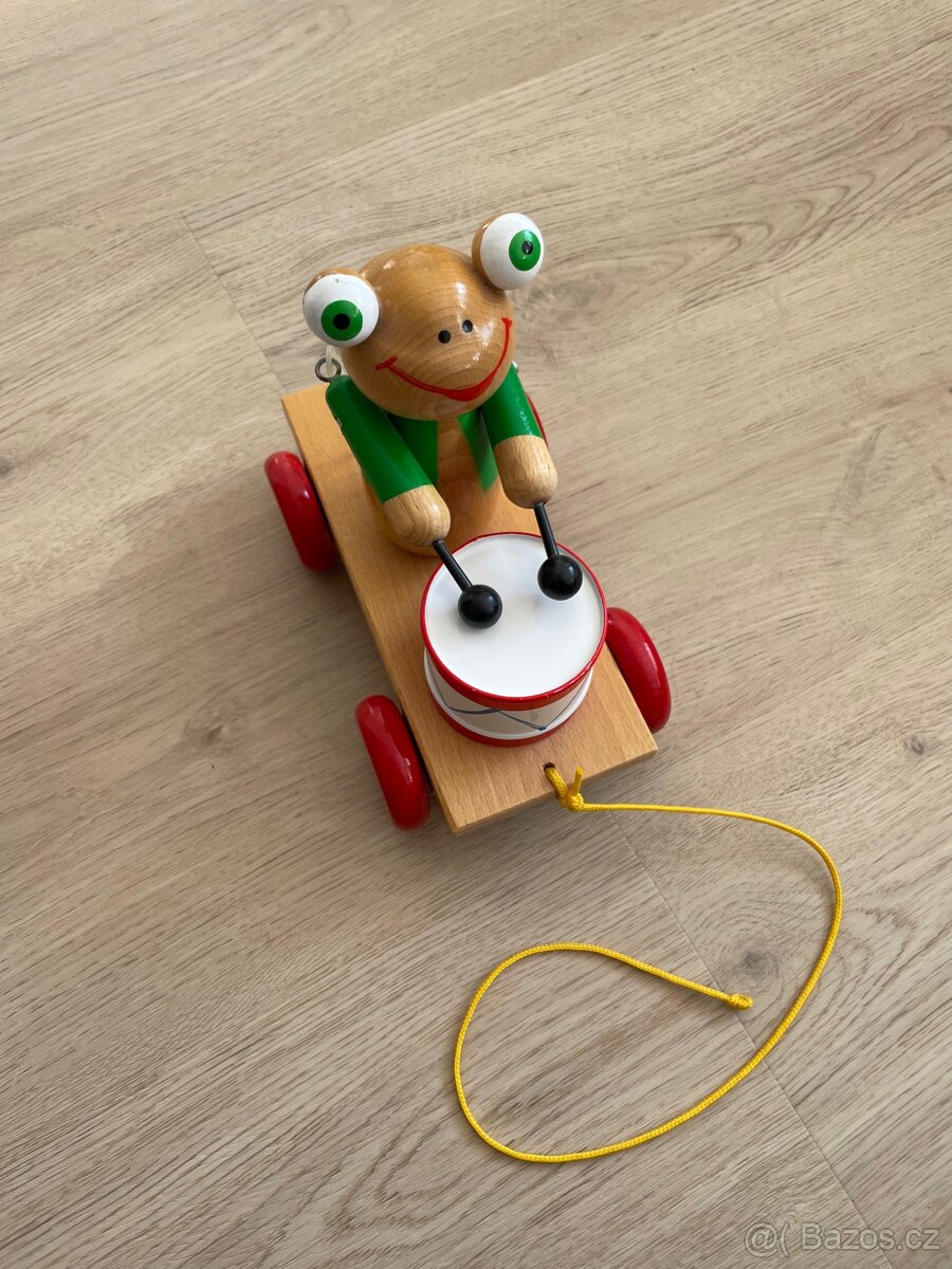 Dětská tahací hračka - žába, zn. Woody