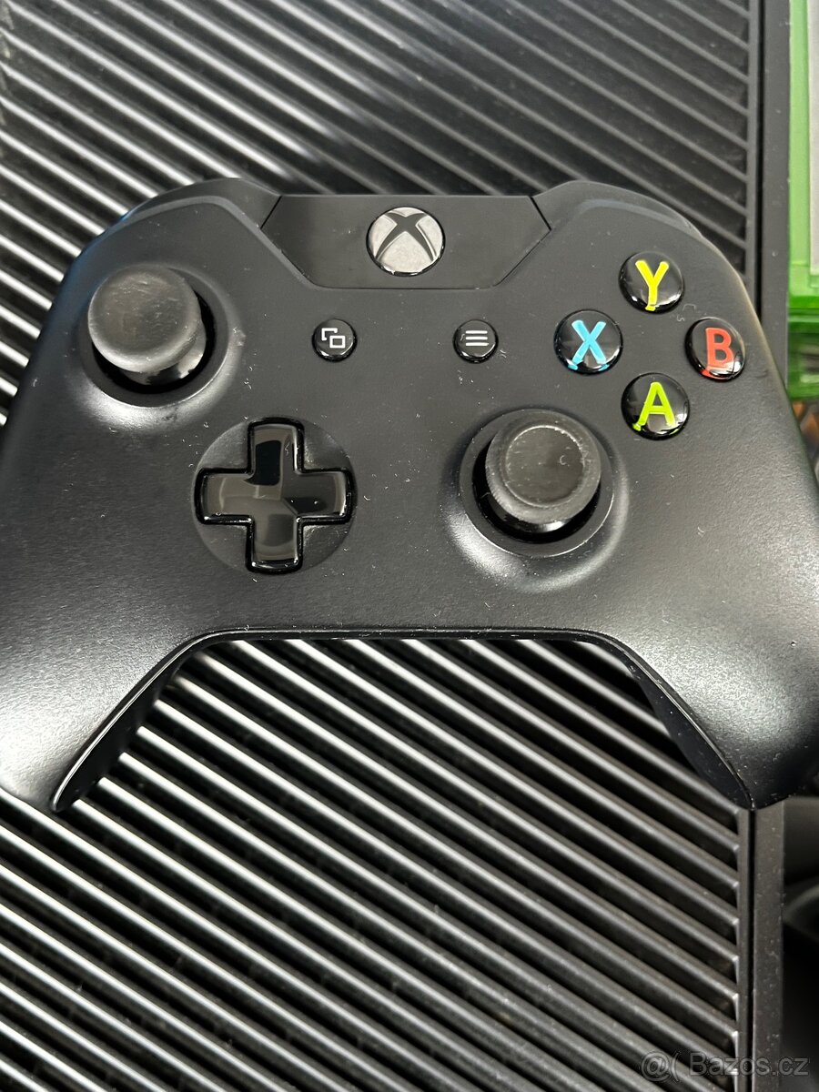 Xbox One Fat 512 GB + Kinect + 1 ovladač + 6 her