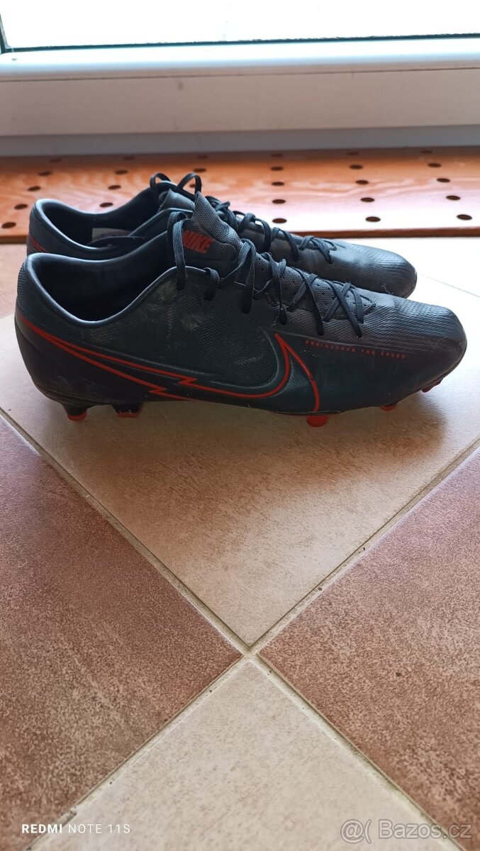 NIKE, kopačky, vel. 41