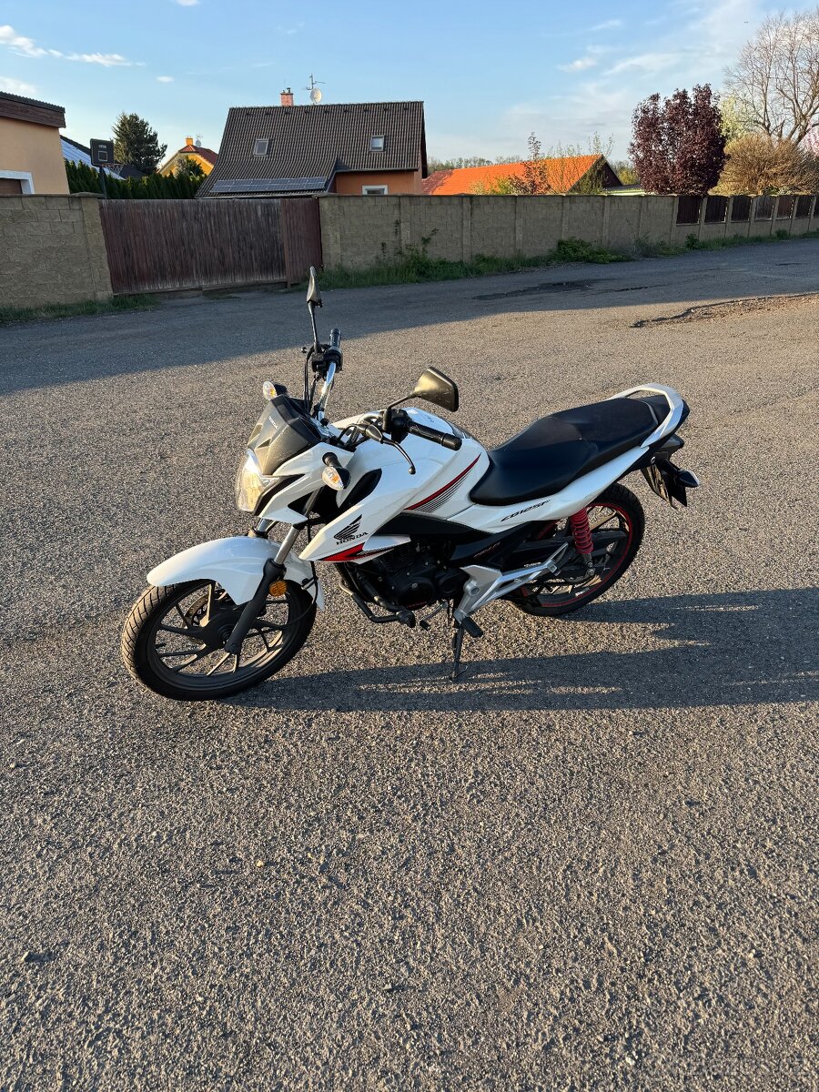 Honda CB 125 F