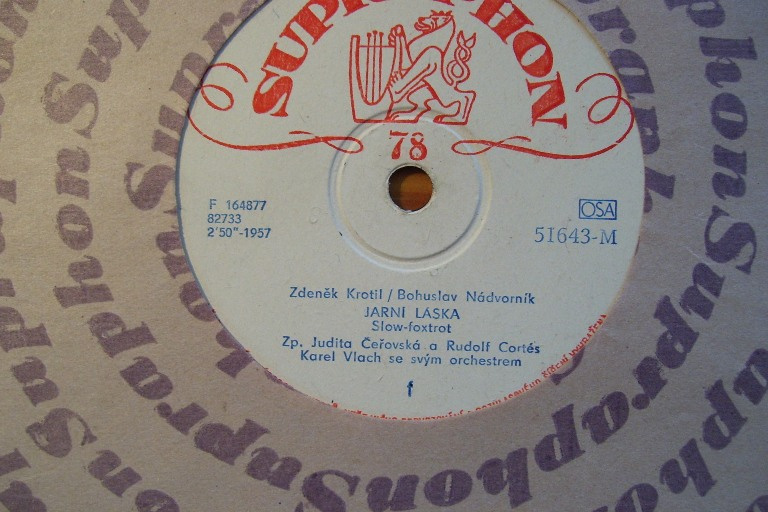 EP deska R.Cortéz,J.Čeřovská 1957-Jarní láska,Lásko má/40/