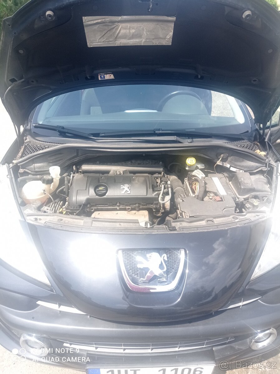 Peugeot 207 ,1,6 benzín Cabrio