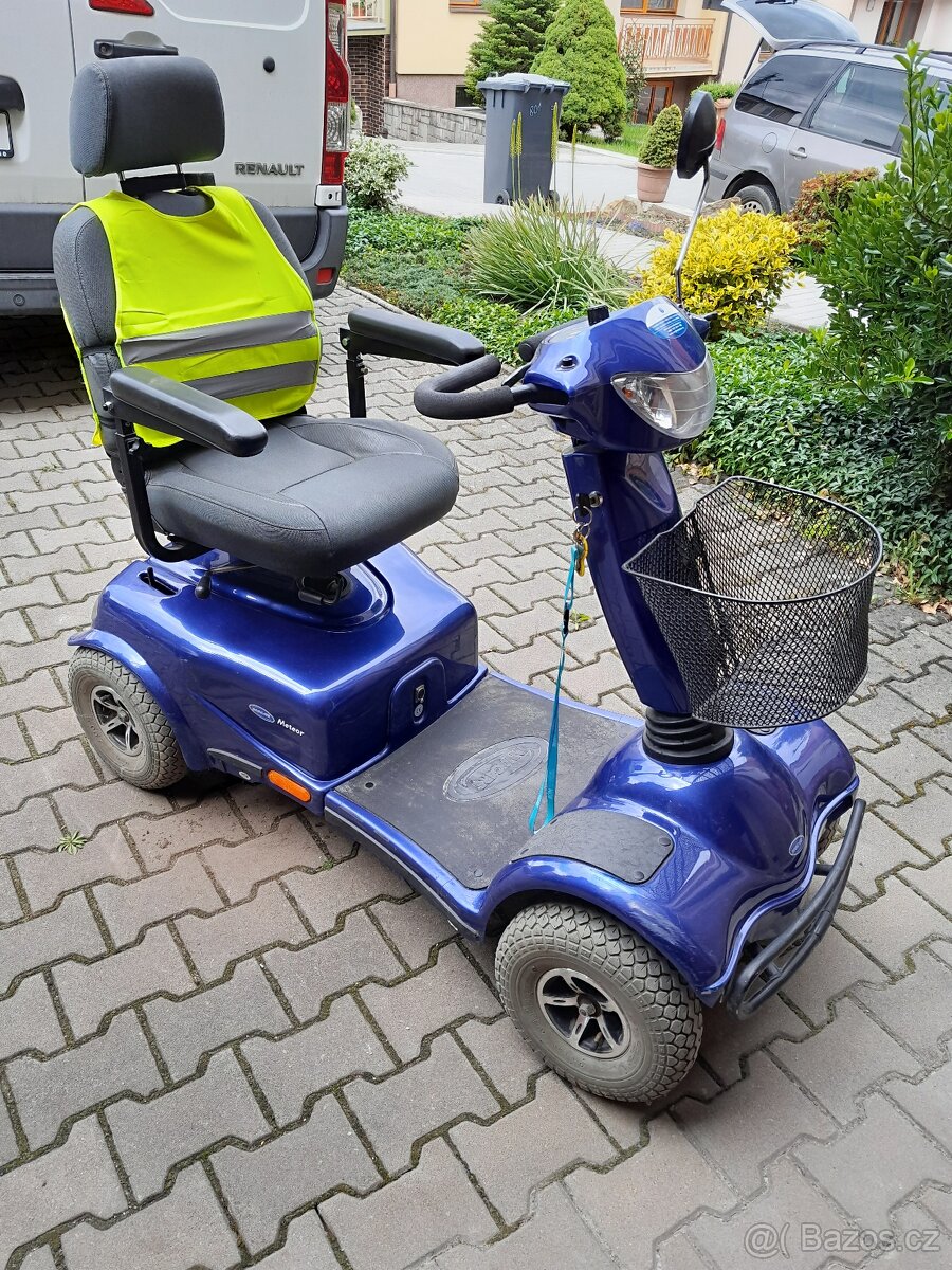 Elektrický invalidní vozík