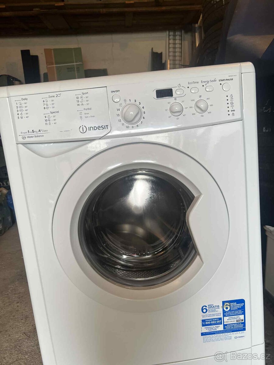 Pračka Indesit