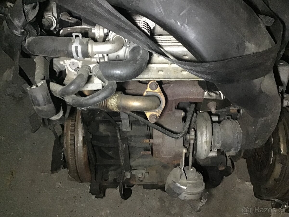 Motor AXR kompletní najeto 110tis