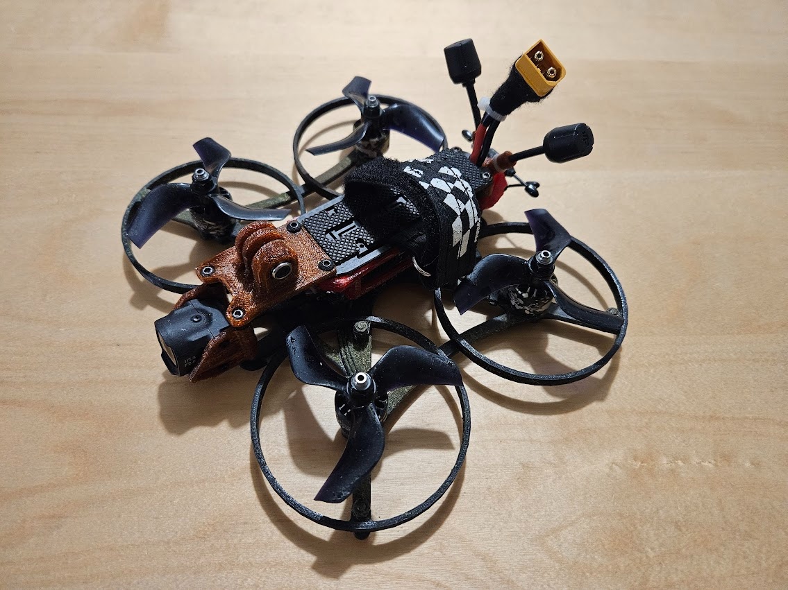 FPV dron iFLight MegaBee v2, DJI O4 Air Unit Pro, ELRS