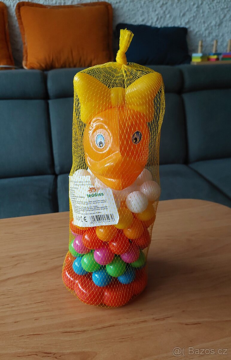 Nová navlékačka - Kačer