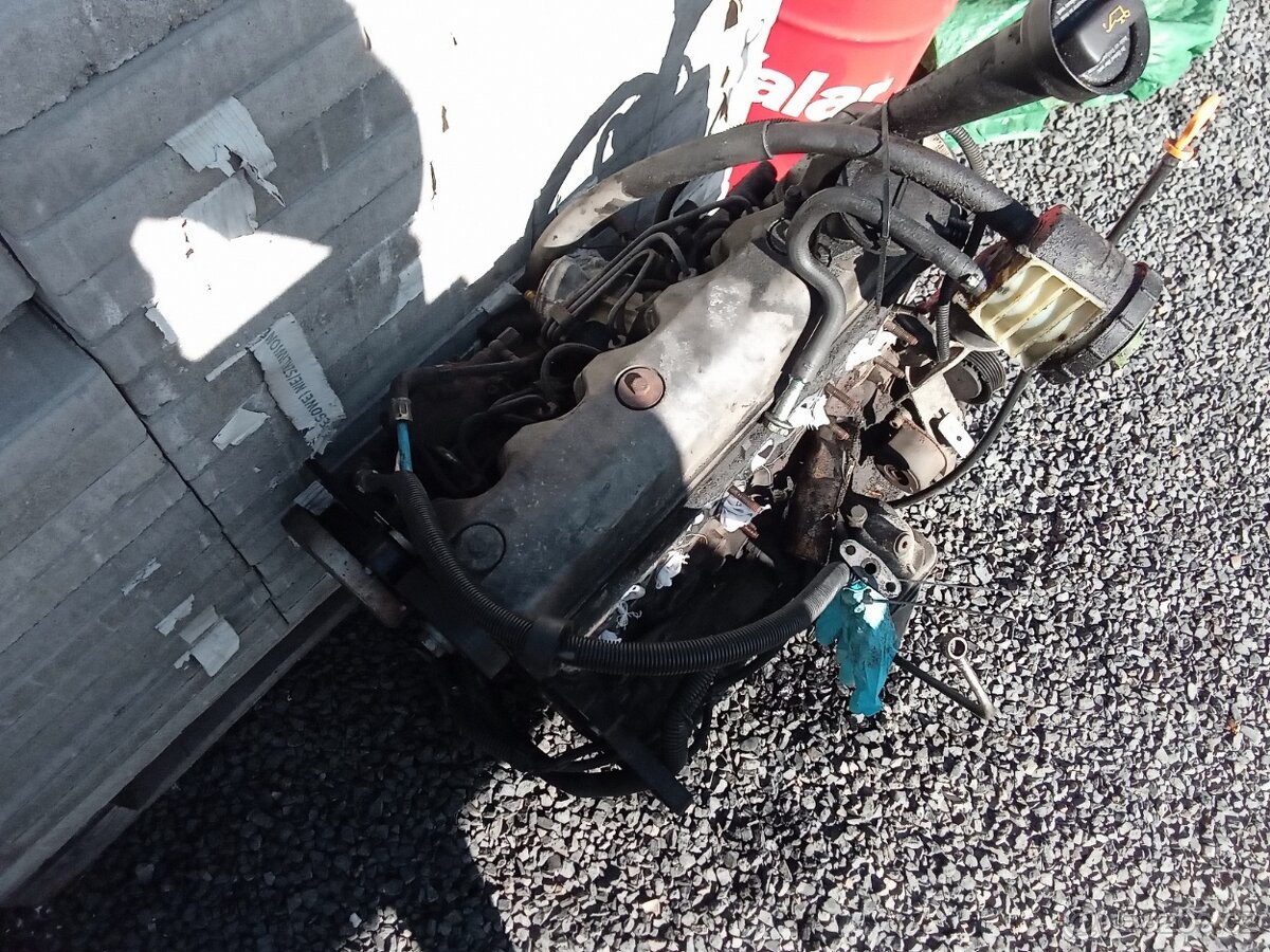 T4 motor AJT