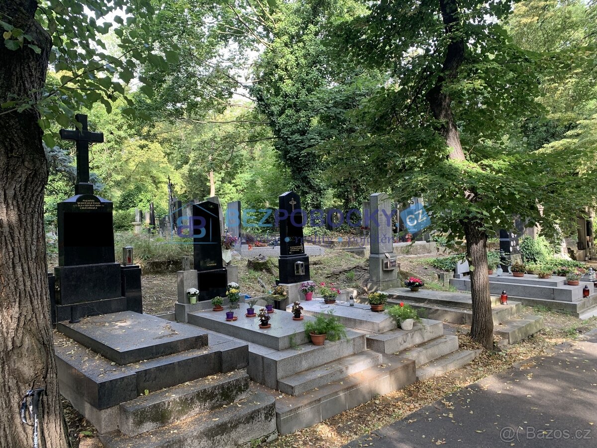 Prodej hrobky na Olšanských hřbitovech v Praze