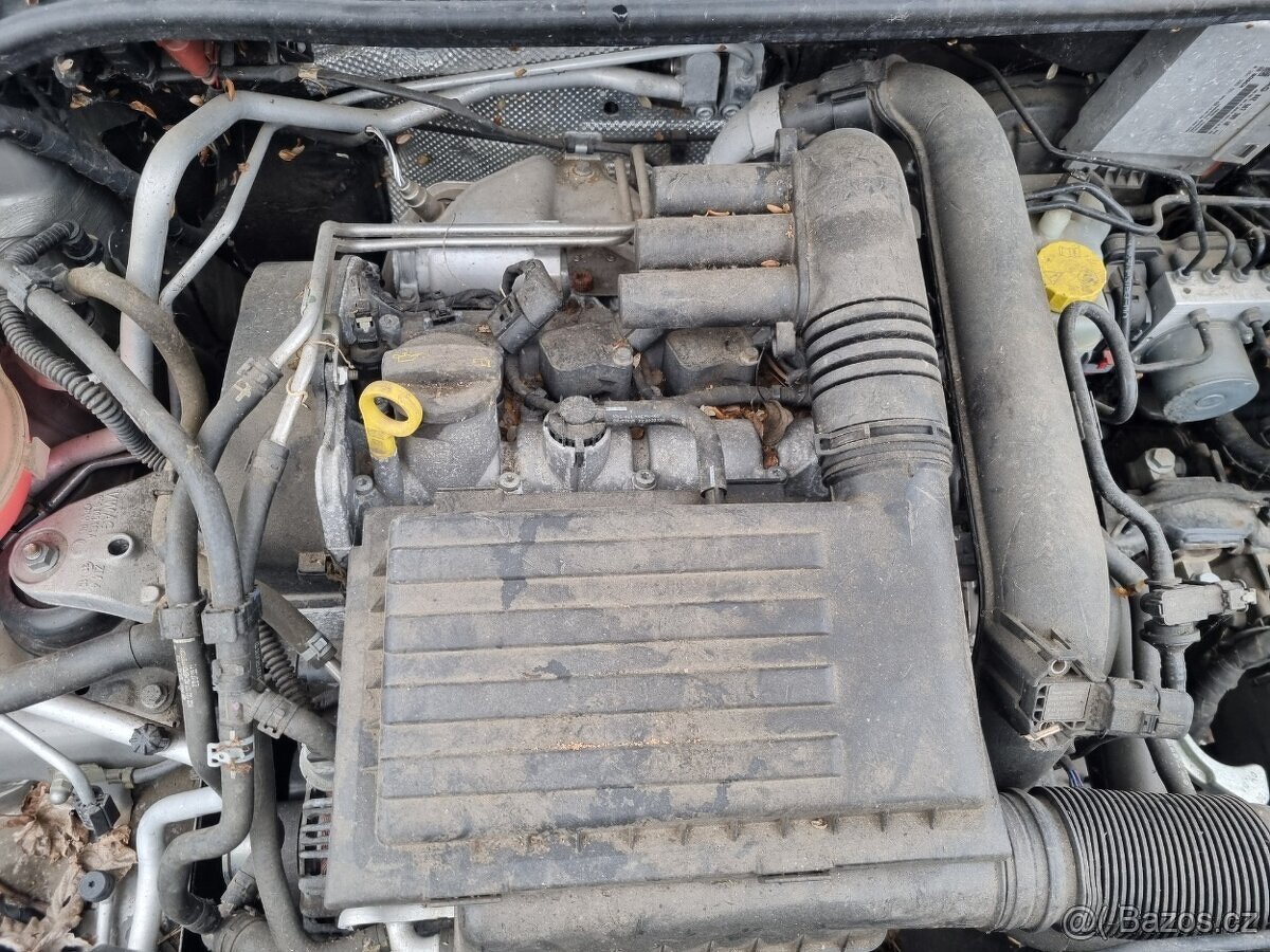 Škoda Fabia 3,1.2tsi,CJZC,66kw,68tkm,motor