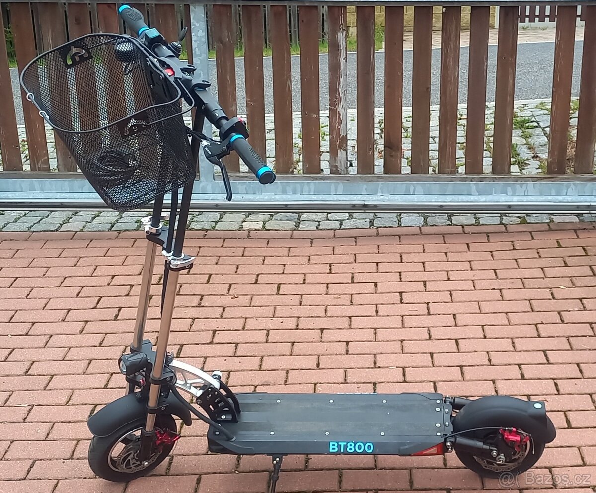 Elektrokoloběžka