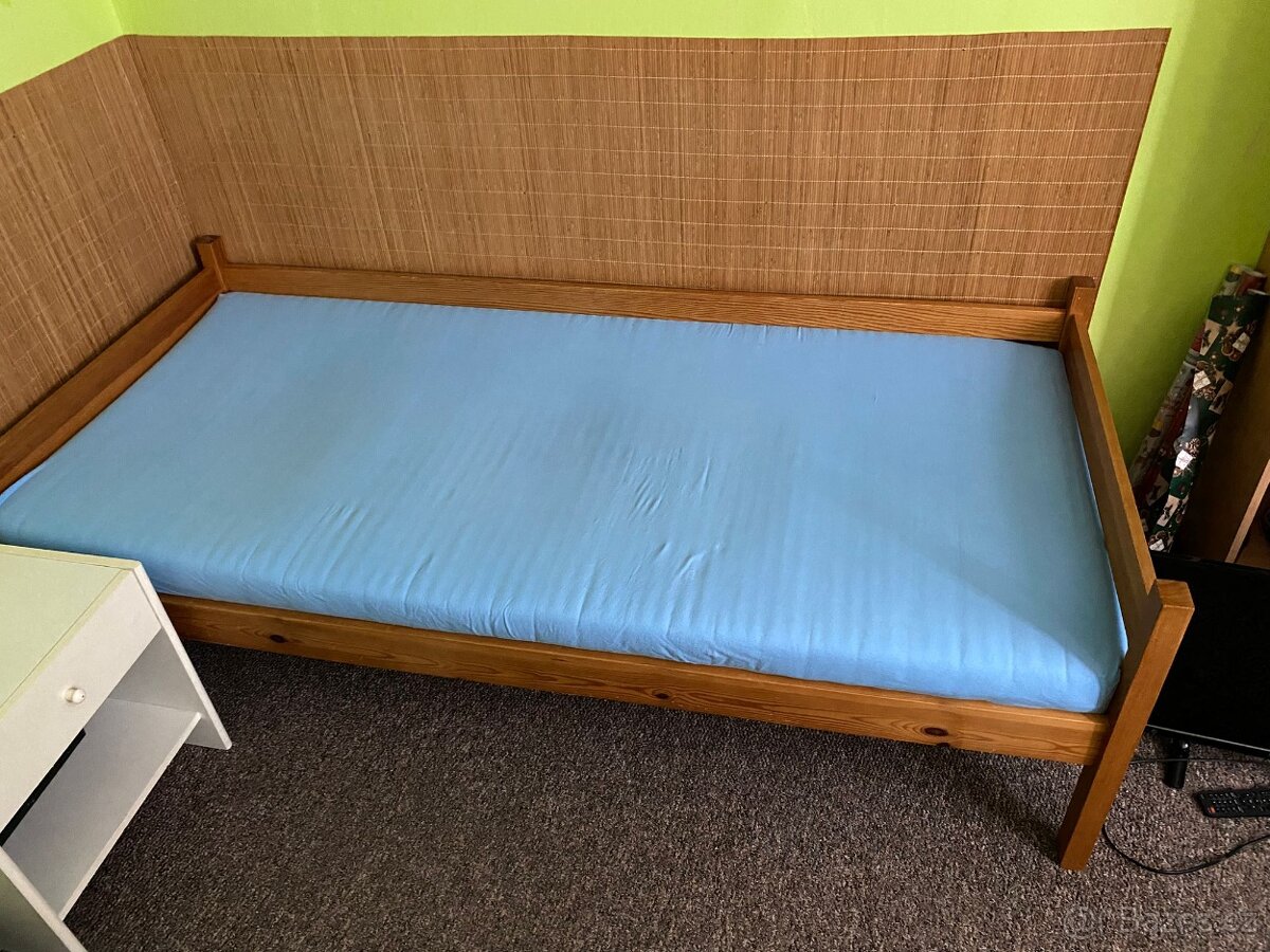 Prodám postel