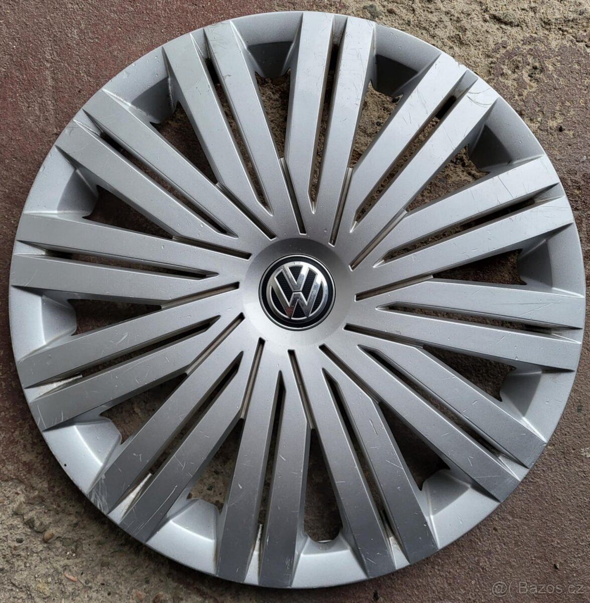 1 kus poklice Volkswagen 15"