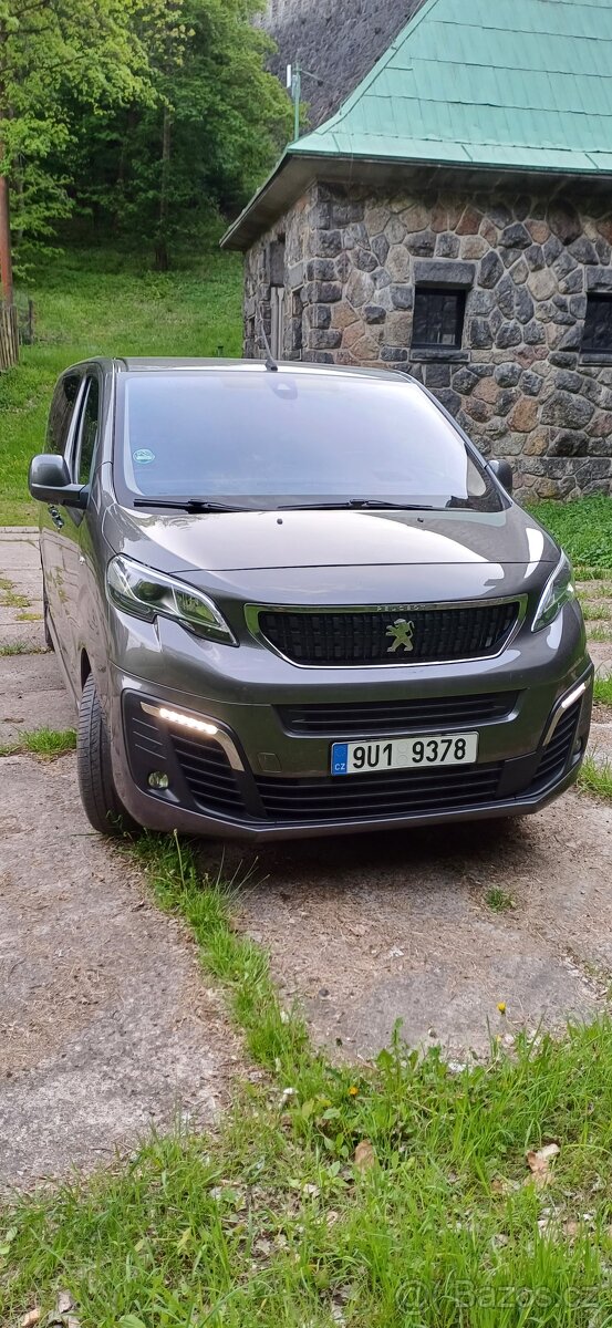 Peugeot Expert Traveller