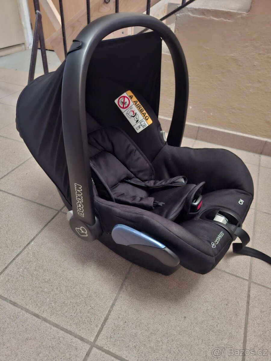 Dětská autosedačka-vajíčko